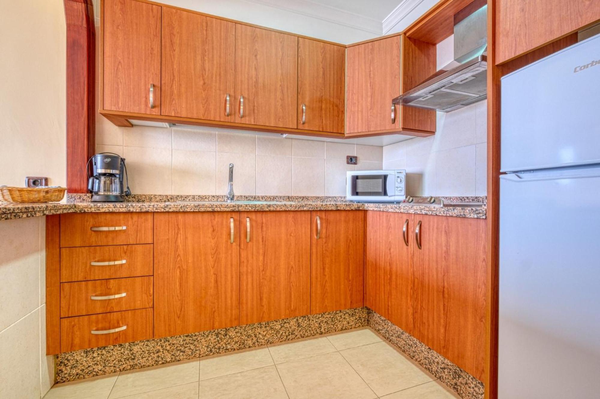 Apartamentos Callaomar Кальяо-Сальвахе Екстер'єр фото