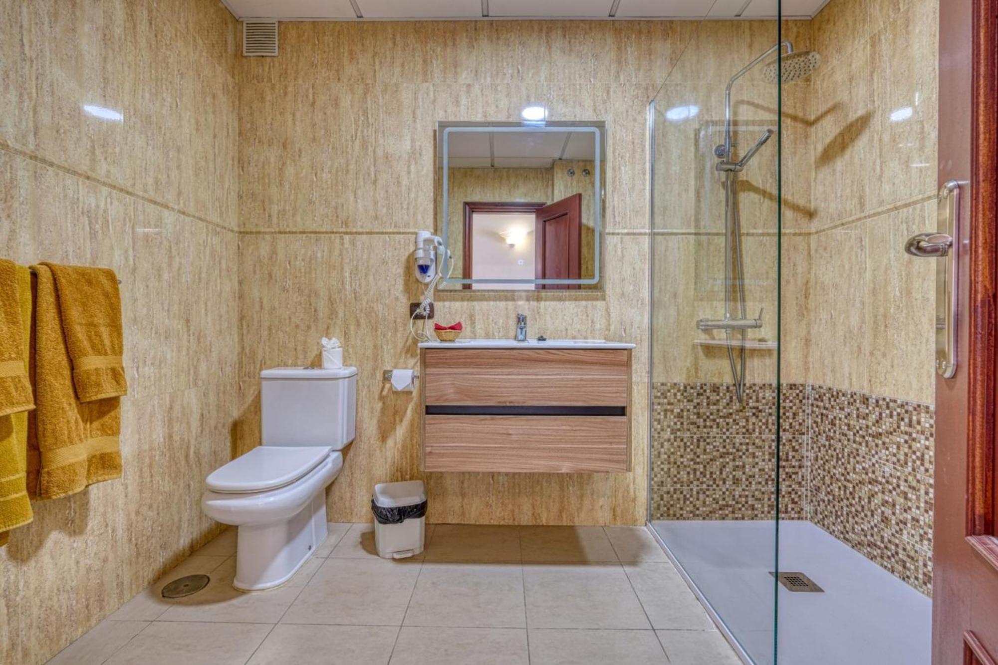 Apartamentos Callaomar Кальяо-Сальвахе Екстер'єр фото
