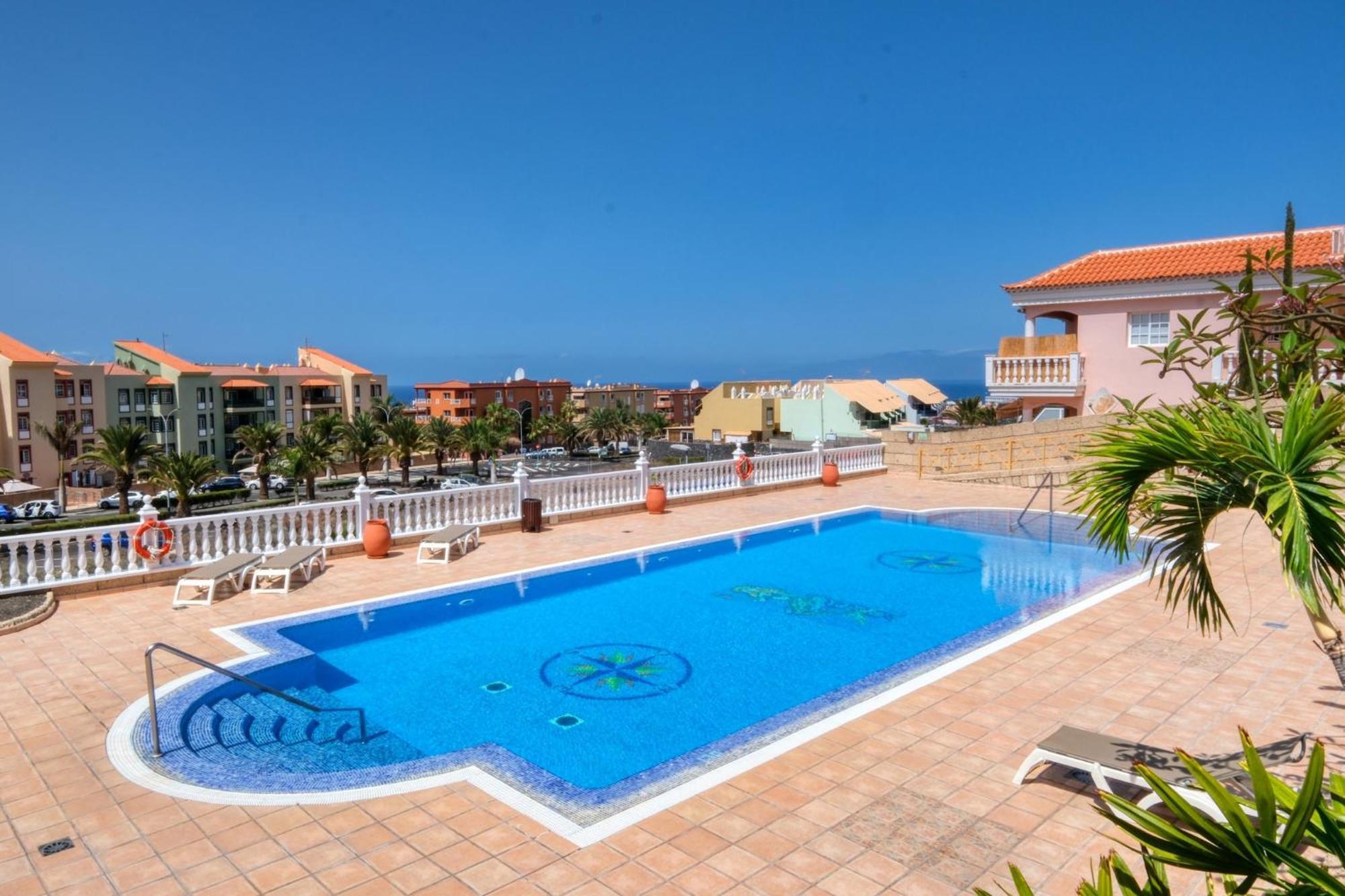 Apartamentos Callaomar Кальяо-Сальвахе Екстер'єр фото