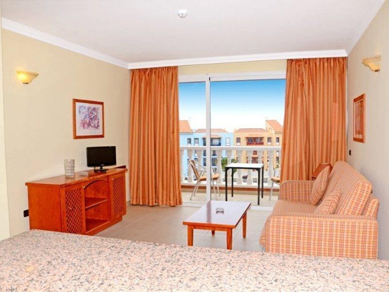 Apartamentos Callaomar Кальяо-Сальвахе Екстер'єр фото